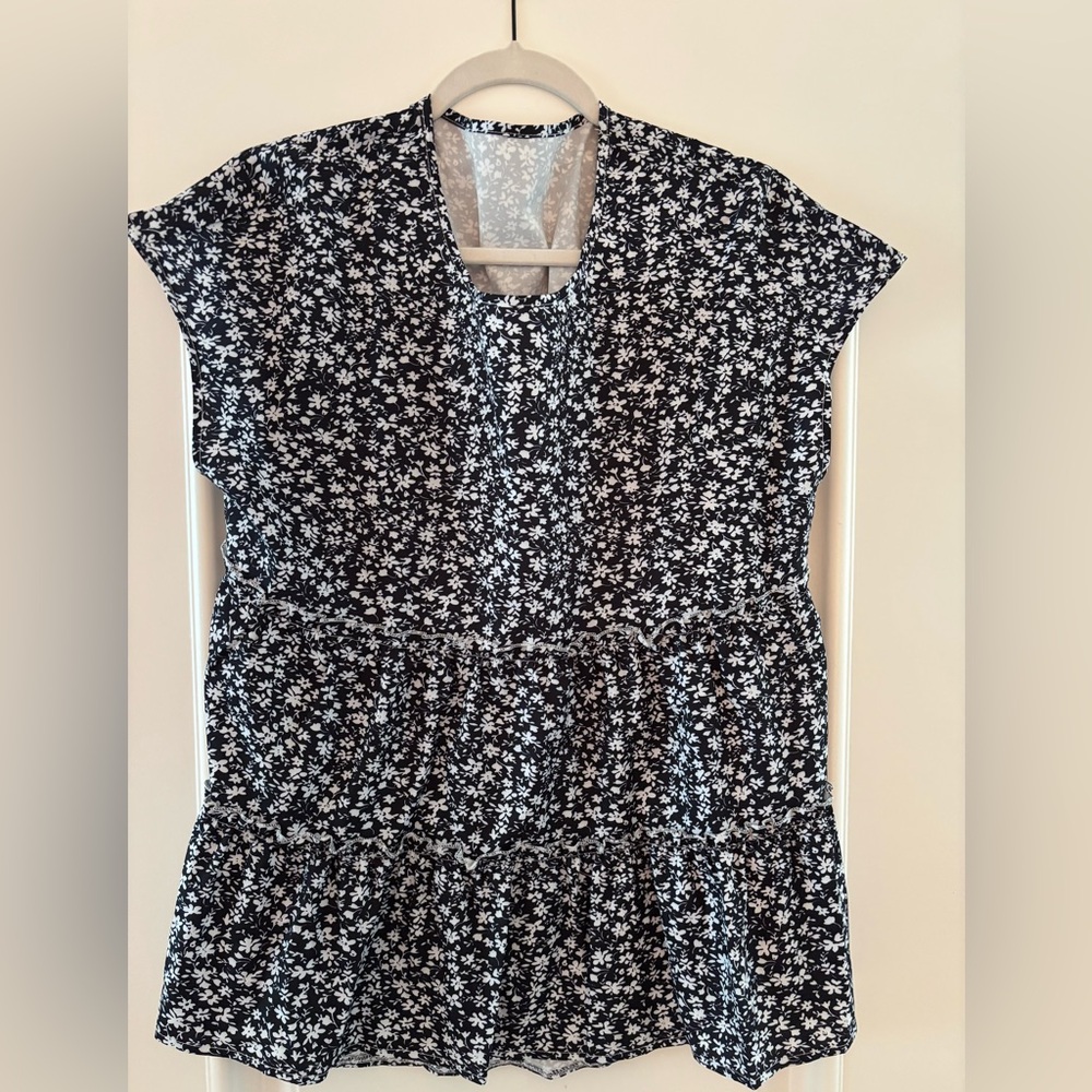 NWOT - Ruffle Short Sleeve Blouse
